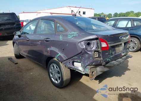 2013 Ford Fiesta Se z USA, uszkodzony, nr VIN 3FADP4BJ0DM175383